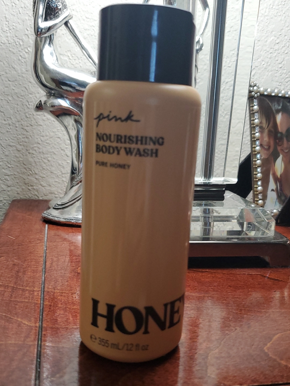 PINK Victoria's Secret Nourishing Body Wash - Pure Honey 12oz New
